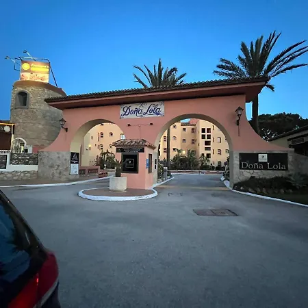 Dona Lola * Sitio de Calahonda