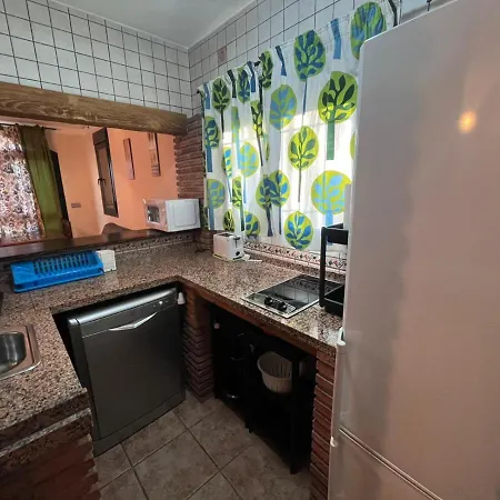 Dona Lola Apartment *