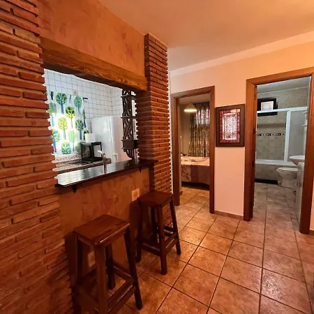 Dona Lola Sitio de Calahonda